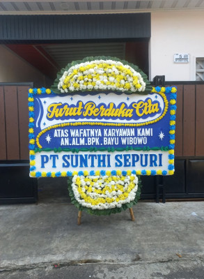 Papan Bunga Duka di Bitung Timur