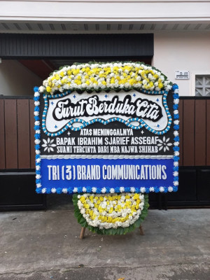 Papan Bunga Duka di Bitung Timur